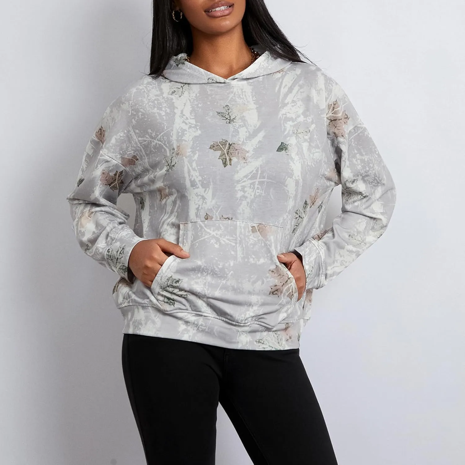 Aopwsrlyi Women's Camo Hoodies Maple Leaf Print Oversized Long Sleeve Pullover Hooded Sweatshirt with Pocket