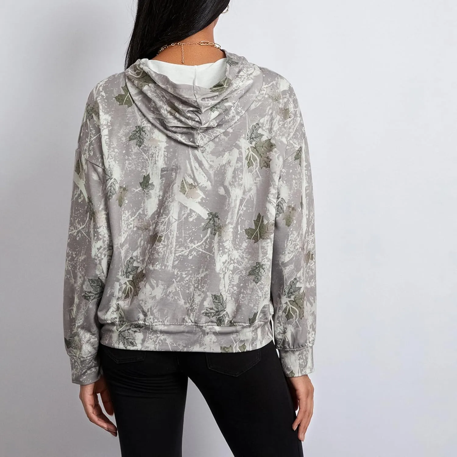 Aopwsrlyi Women's Camo Hoodies Maple Leaf Print Oversized Long Sleeve Pullover Hooded Sweatshirt with Pocket