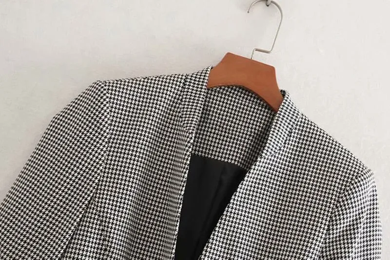 HOUNDSTOOTH BLAZER WITH BELT
