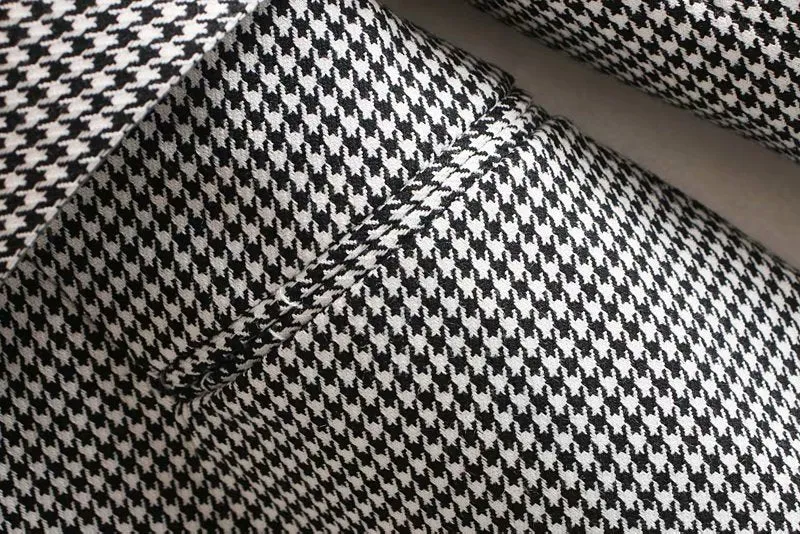 HOUNDSTOOTH BLAZER WITH BELT