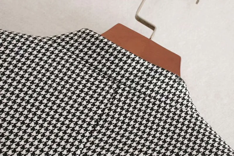 HOUNDSTOOTH BLAZER WITH BELT