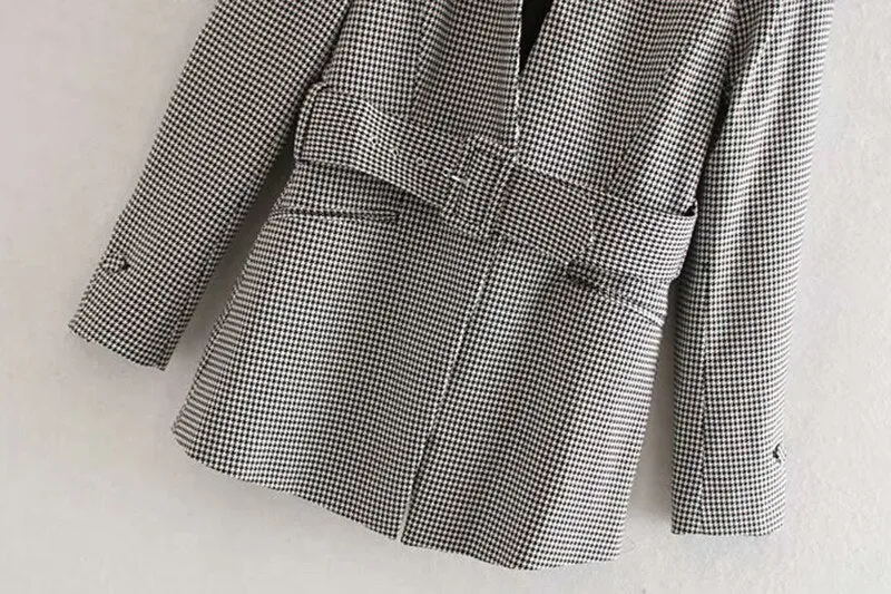 HOUNDSTOOTH BLAZER WITH BELT